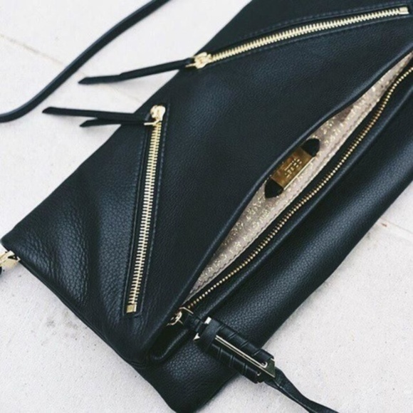 :: S&D Versatile 4-in-1 Covet Waverly Clutch - Picture 6 of 11